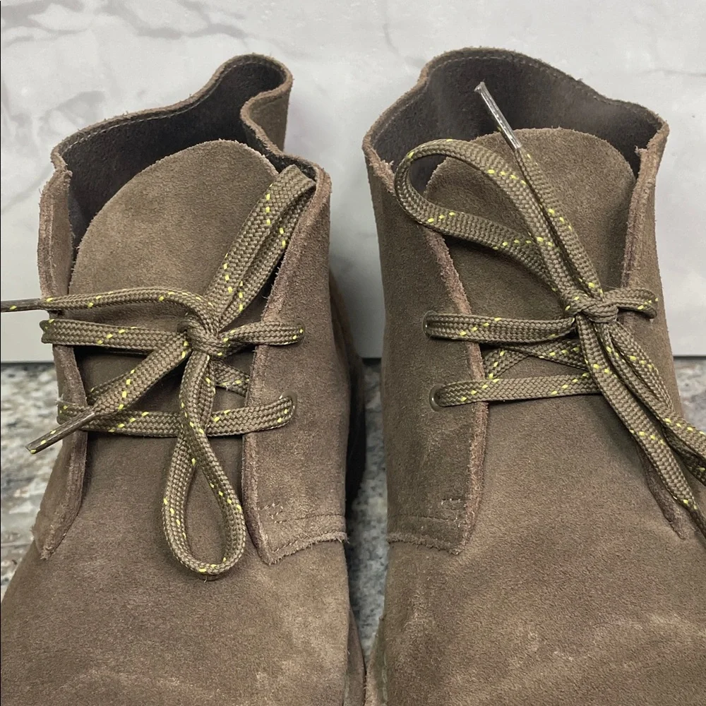 Clarks stylish suede